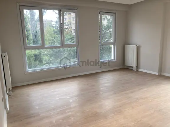 Kiptaş Kırlangıç Evler Sahibinden Satılık Cadde Cepheli Köşe 3+1 1