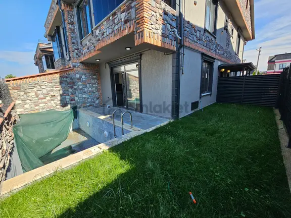 Deniz'den 4+1 Havuzlu, Yerden Isıtmalı ,denize Yakın Villa 2