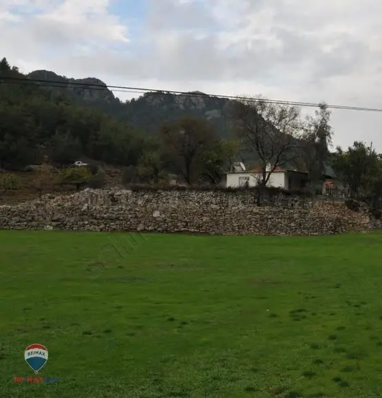 54 Marmarıs Osmanıyede Satılık 2060 M² Tarla 2