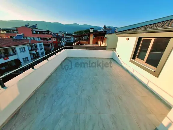Uytundan Akçay Güre Arası Denize 350 Metre Asansörlü 3+1 Dubleks 1