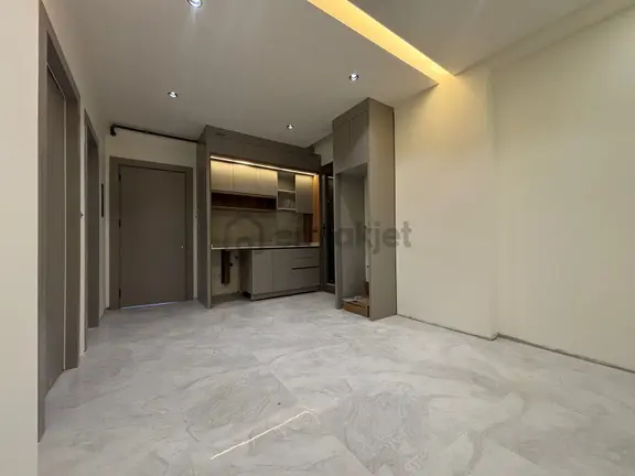 Demirler'den Karahasanlı'da 1+1 Satılık Apart 1