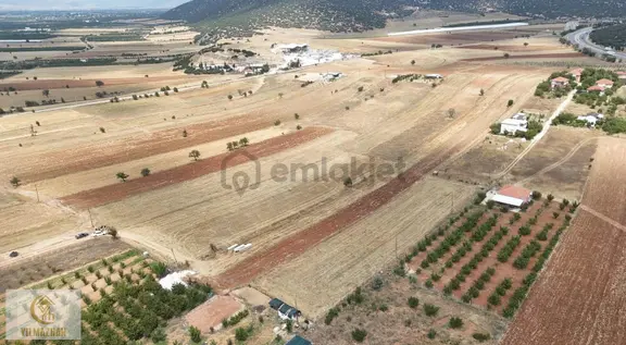 Antalya Korkuteli Yazır Mahallesinde 5.000 M² Satılık Tarla 2