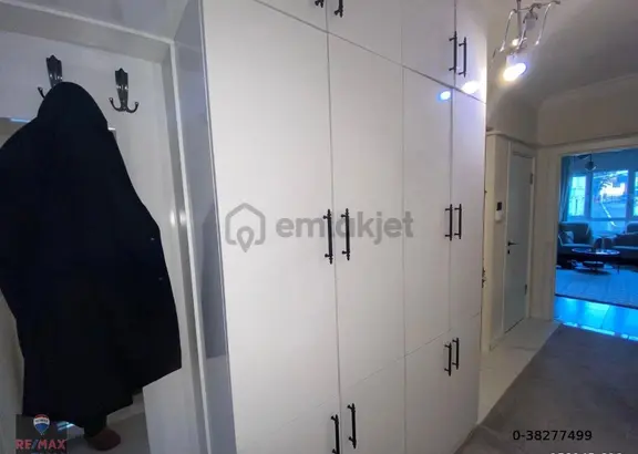 Natoyolu Yakını 3+1 Ara Kat Genç Bına'da Otoparklı Yapılı Daıre 2