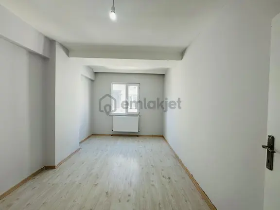 Güven'den Kapaklı'da Hastaneye,caddeye Yakın Kiralık 3+1 Daire 2