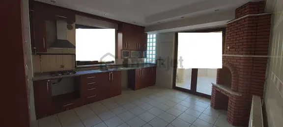 Ender Uysal Gayrimenkulden Yunus Emre Mahallesinde Üniversiteye Yakın 3+1 Kombili Süper Lüks Daire 2