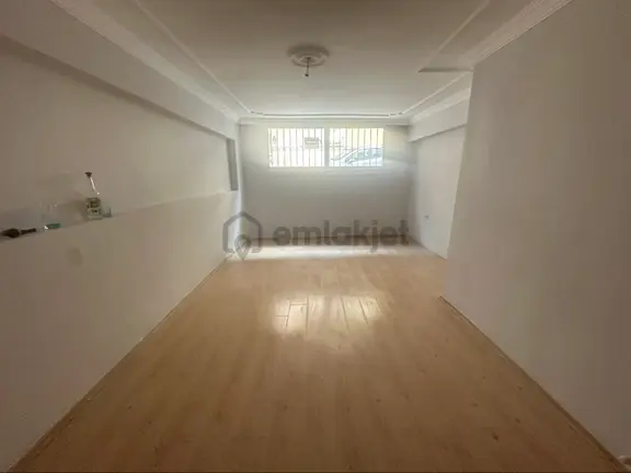 Karabağlar Uğur Mumcu Mahallesi Kiralık 3+1 Daire 2