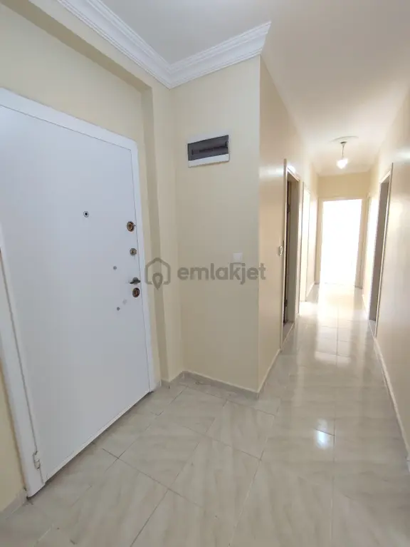Ahatlı'da Asansörlü Ara Katta Çok Geniş Kiralık 2+1 Daire 2