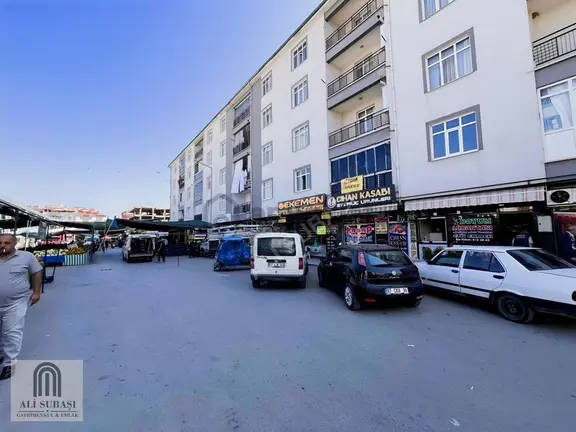 Çarşı Merkezi Satılık 3+1 Daire 2