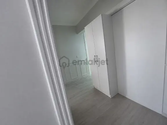 Mudanya Ömerbey'de Yenilenmiş Masrafsız Satılık 3+1 140 M² 1.kat 2