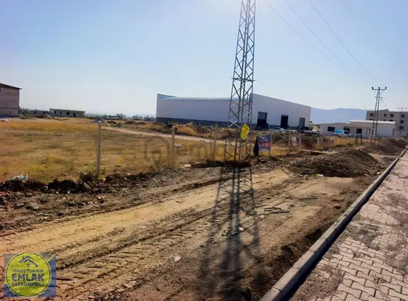 İsmail Yıldırım Emlak'tan Selimiye'de 2.500 M2 Satılık Arsa 2