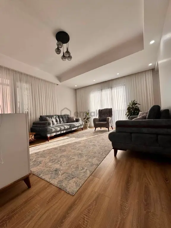 Merkezî Lokasyonda Kiralık Daire 1