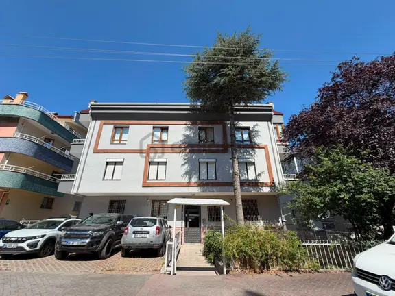 Sokullu'nun Merkezinde, Perçem Sokakta 3 Cepheli Satılık Daire 1