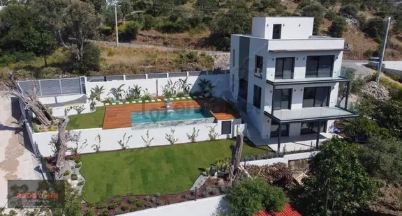 Yalıkavak Tam Müstakil Havuzlu Manzaralı Villa 1