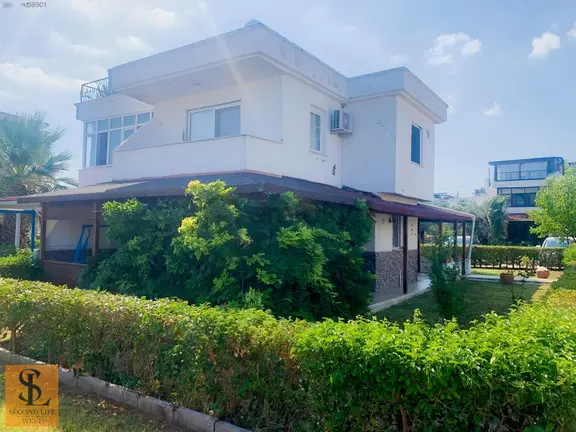 Keremköy'de Denize 100 Mt | Site İçi Bahçeli | Eşyalı Kiralık 1