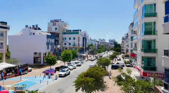 Konyaaltının Kalbinde Cadde Üstü Hazır Müşterili Devren Kuaför 1
