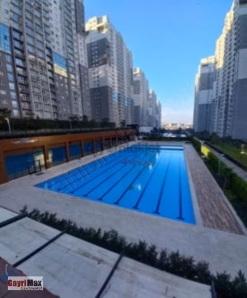 İnnovia 3 1+1 Büyük Tip Eşyalı Satılık Boş Daire 1