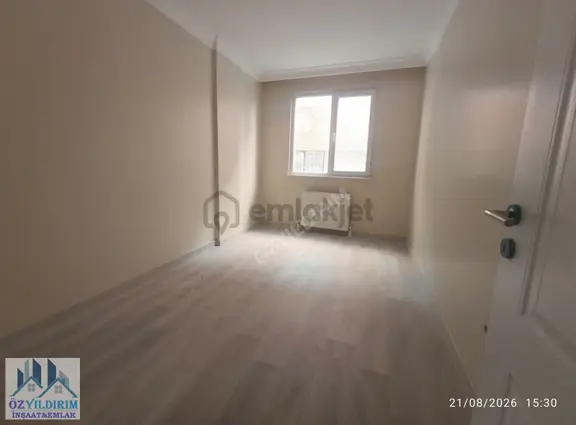 Sancaktepe İnönü'de Satılık 3+1 Daire, 110m², Kapalı Otoparklı 2