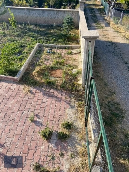 Kadir Dikici'den Sarayköyde 380 M2 Satılık Bahçe 2