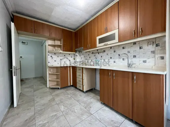 Sincan Selçuklu Mh.'de 3+1 Bağımsız Ön Cephe Katta Kiralık Daire 2
