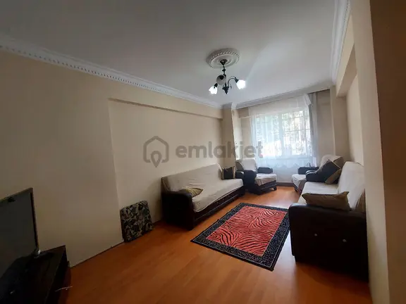 Gaziosmanpaşa Küçükköy Yeni Mah Geleri Cadesi De Acıl Satılık Ters Dubleks 4+2 180 M2 2