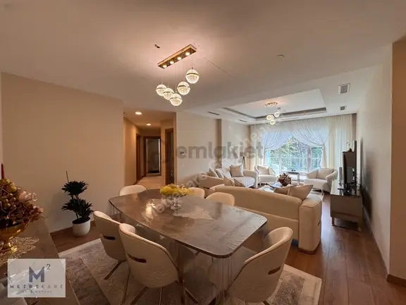 Vatandaşlığa Uygun Maslak 1453'de 2.5+1 Büyük Tip Orman Cephe 1
