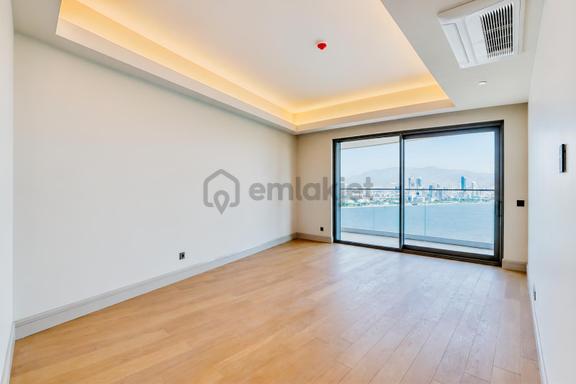 Neva Yalı Da Full Deniz Manzaralı Ebeveyn Banyolu 2+1 Daire 1