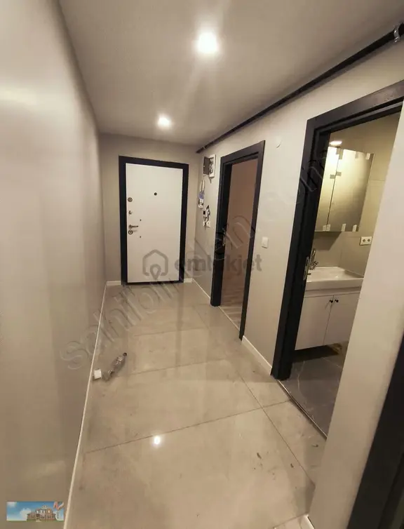 Barış'tan K.otoparklı Asansörlü 2+1lüx Daire Cennet Metrobüs 2dk 2