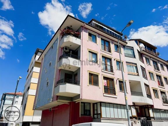 Demirland'dan Kiralık Yıldırım Beyazıt'ta 3+1 Geniş Daire 1
