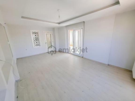 Sarıçam Belediyesi Hemen Karşısı Kombili Cam Balkonlu 3+1 Daire 2