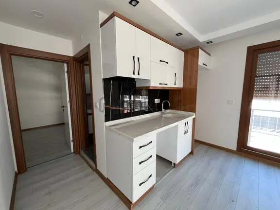 Didim Kent Meydanı Arkasında Asansörlü 1+1 Sıfır Daire 2