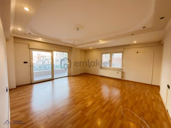 Dur-al Gayrimenkul'den Forum Çamlığın Altında Kiralık 3+1 Daire 1