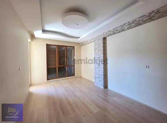 Şafak Caddesi Cepheli Çok Geniş Lüks Bakımlı 3+1 Daire 2