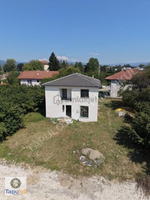 Düzce Merkez Şıralık Mahallesi Satılık Müstakil Dubleks Daire 2