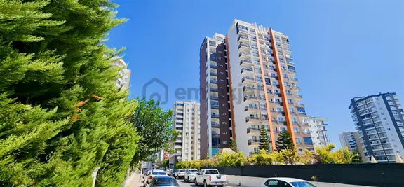 Remax Palmden Çiftlikköyde Satılık 2+1 1