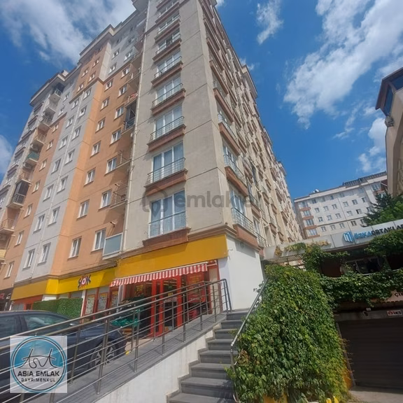 Marmara Arş.ve Meyroya Adım Mesafesinde Site İçi 1+1 1