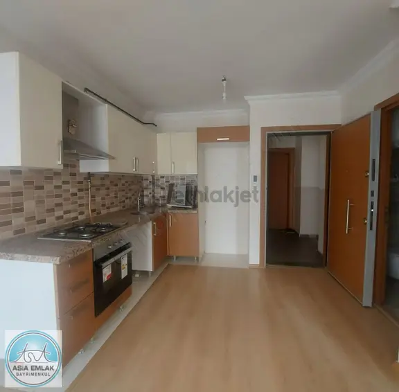 Marmara Arş.ve Meyroya Adım Mesafesinde Site İçi 1+1 2