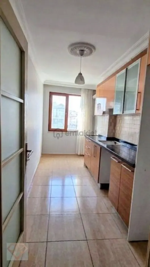Üsküdar Da Valide-i Atik Mah De 2+1 Ayrı Mutfaklı Kiralık 2