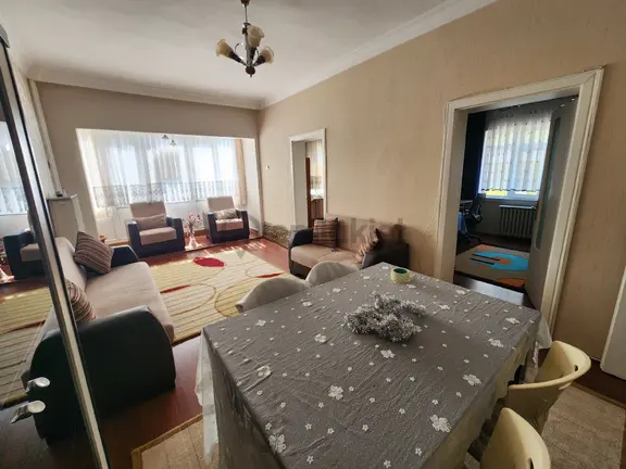 Burak Emlak'dan Kiralık Daire Kurtuluş Tevekküller Sk. 3+1 Full Eşyalı Arakat 2