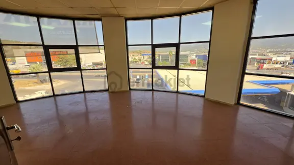 Kemalpaşa Kiralık Ofis 130 M2 Ankara Asfaltı Üzeri 1