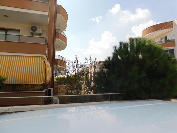 Menderes Turyap'tan Cüneytbey Mh. Siteiçi 3+1 Satılık Daire 2