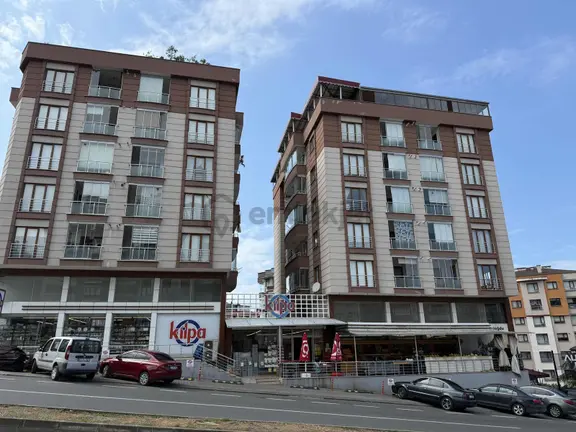3 No'lu Erdoğdu Mahallesi'nde Eşyalı Kiralık 3+1 Daire 1
