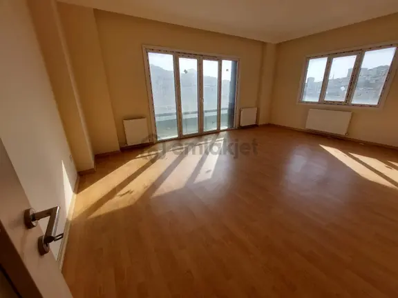 Oryaştan Ataşehir İnönüde,hiç Oturulmamış Boş 125m2 3+1 Arakat 2