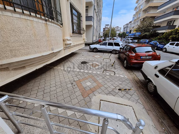 Edremit Merkezde 3+1 Isınmalı Geniş Daire 2