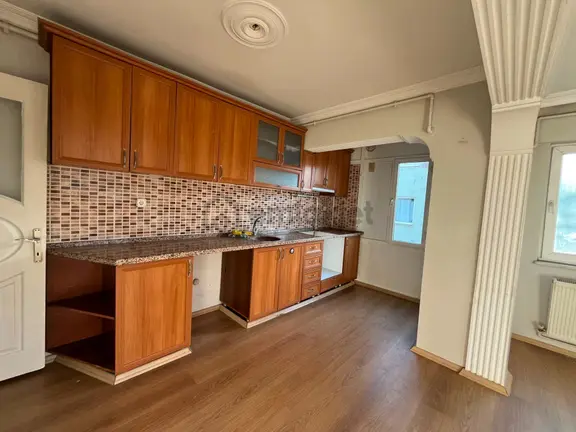 Dere Mahallesi Kiralık Daire 3+1 120m2 M2 5 Katlının 5 Katı Özelikli Petek Kombili Balkonlu Açık Mut 1
