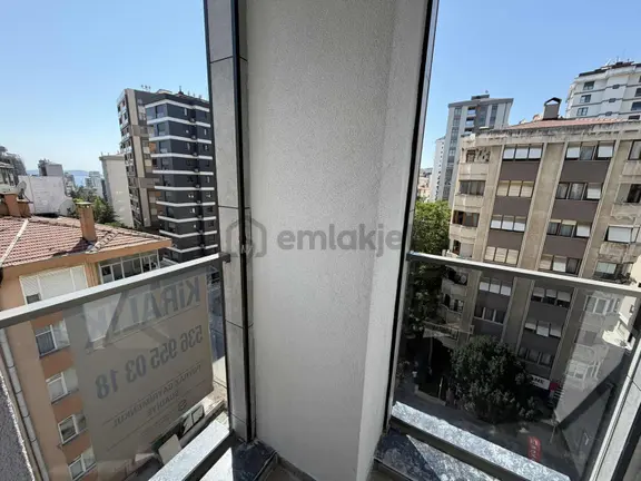 Poyraz'dan Ayşeçavuş'ta Balkonlu Sıfır 78 M2 Net 2+1 Kiralık 2