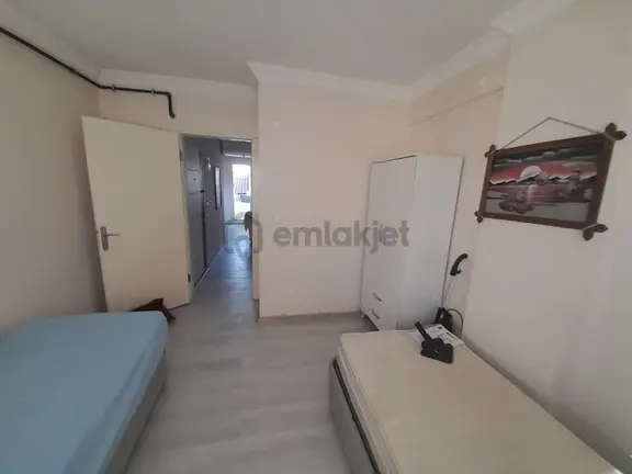 Merkezi Konumunda Eşyalı Kiralık Daire Fiyatı Uygun Tutulmuştur 2
