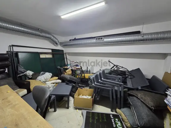 Rw Nest'ten Adalar Da Devren Kiralık Kütüphane Kafe 2