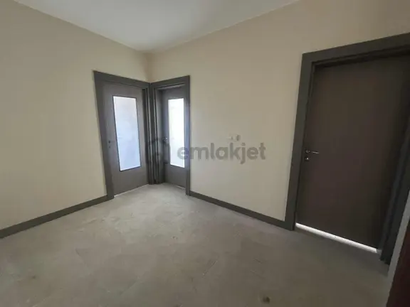 Adl'den Toki'de 3+1 Ayrı Mutfak Geniş Kullanım Alanlı Daire! 2