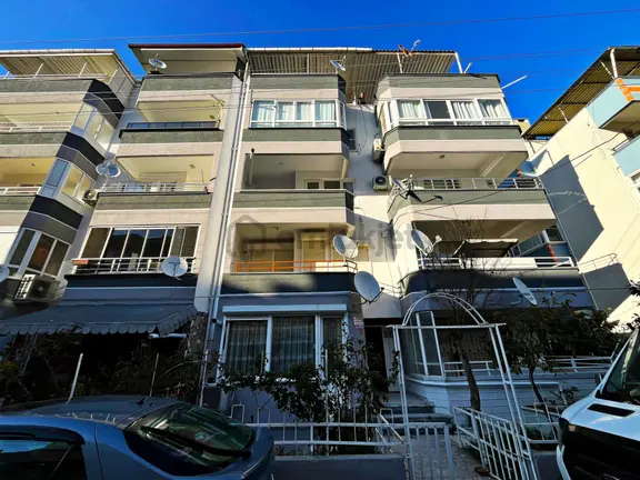 🛑🛑tek Yetkili Aktif'ten Akçay'da Satılık Denize 500mt Ön Cephe Arakat Harika 2+1 Daire 2