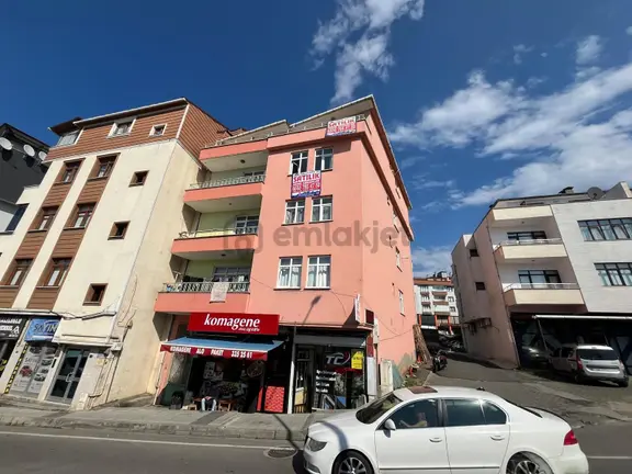 Trabzon Pelitli'de Satılık 3+1 Daire 1
